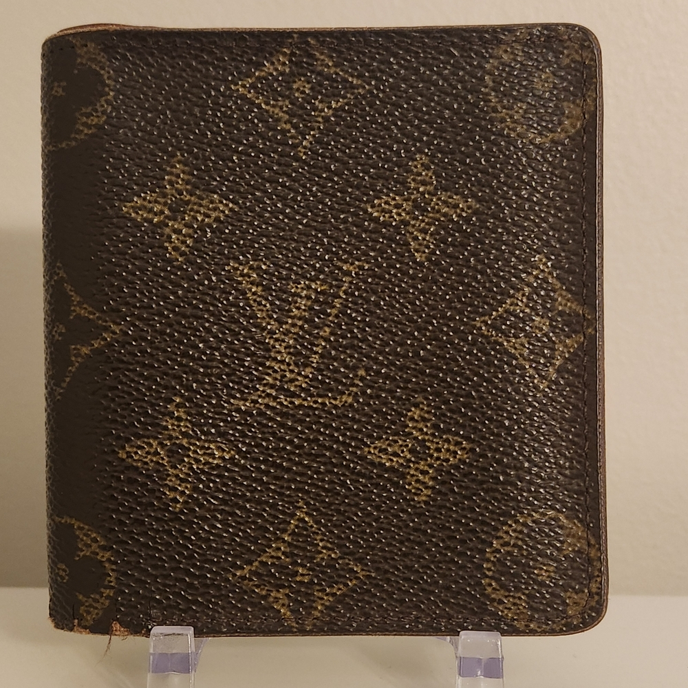 Louis Vuitton Vintage Monogram Bifold Wallet